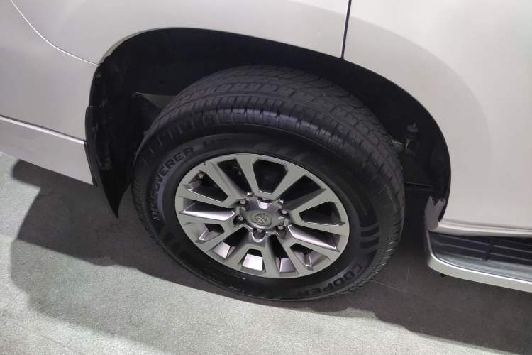 Used Toyota Prado 2018 3.5L Automatic TX-L with Rear-Mounted Spare Tire
