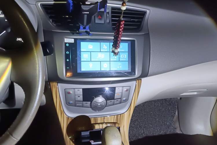 Used Nissan Sylphy 2014 1.6XV CVT Deluxe Edition