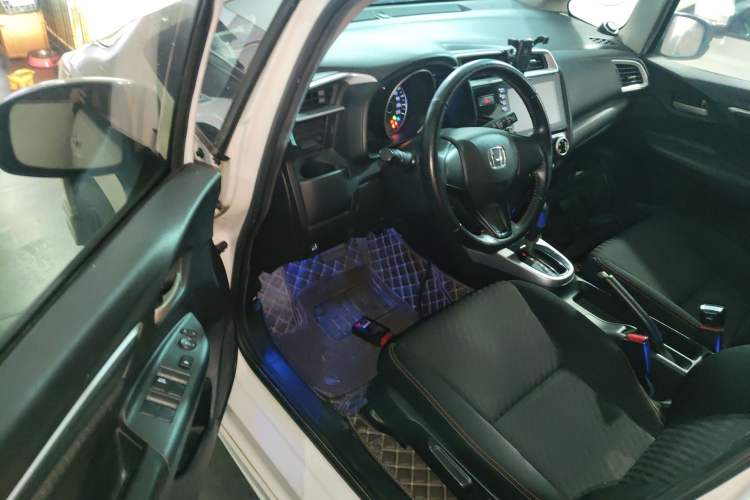 Used Honda Fit 2018 1.5L CVT Trendy Run+ Edition