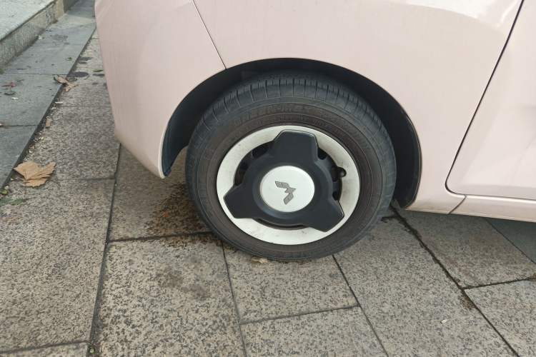 Used Wuling Hongguang MINIEV 2021 Macaron Fashion Edition Lithium-Ion Battery