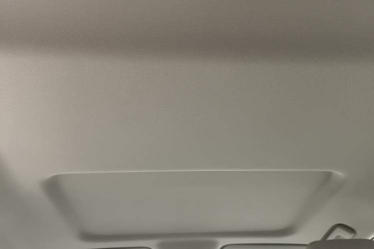 Used Buick GL8 2021 Land Cruiser Executive Class 652T Comfort Model
