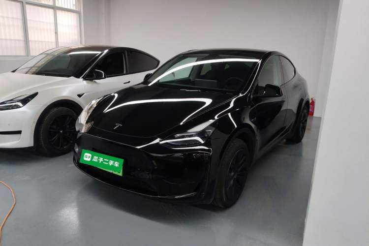 Used Tesla Model Y 2023 Rear-Wheel-Drive Version