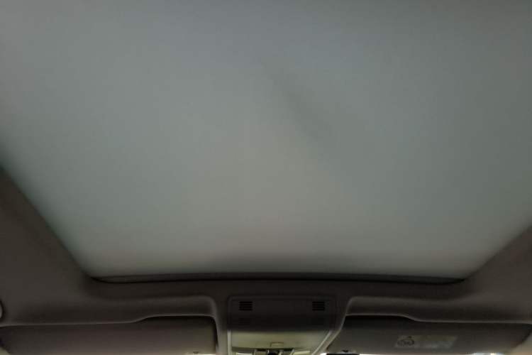 Used Volkswagen Tayron 2020 330TSI Two-Wheel Drive Luxury Smart Connectivity Version
