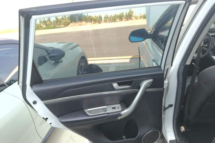 Used Haval M6 2017 1.5T Automatic Two-Wheel Drive Elite Model
