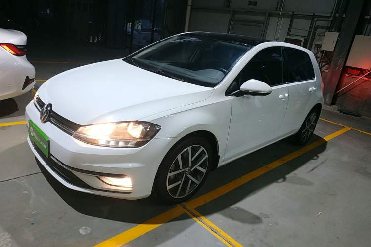 Used Volkswagen Golf 2020 200TSI DSG Comfortable and Ambitious Edition