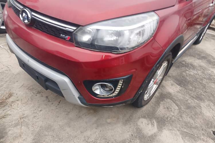 Used Great Wall M4 2014 1.5L manual Comfort trim level
