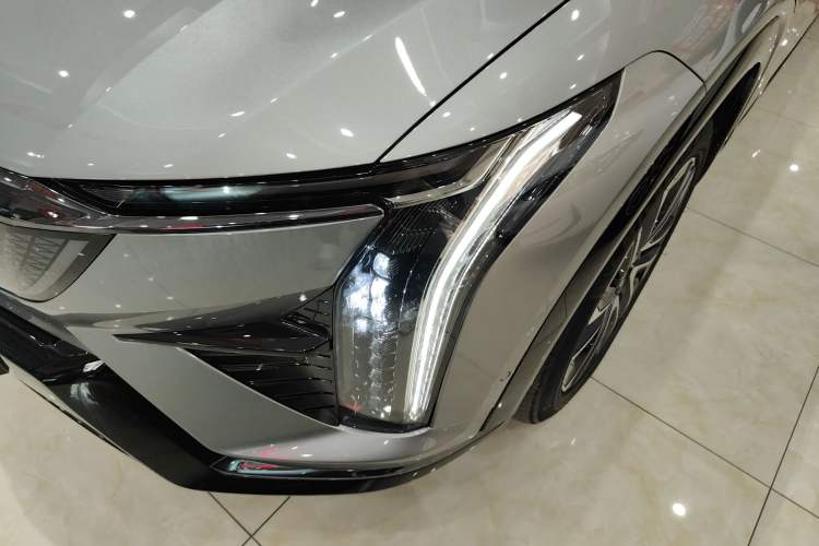 Used Cadillac OPTIQ 2024 Four-Wheel Drive Long-Range Version