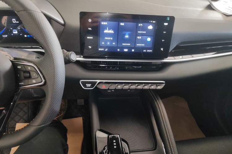 Used Geely Auto Coolray 2025 Bin Yue L 1.5TD DCT Beyond Edition
