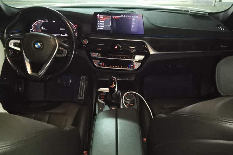 Used BMW 5 Series 2018 525Li M Sport Package
