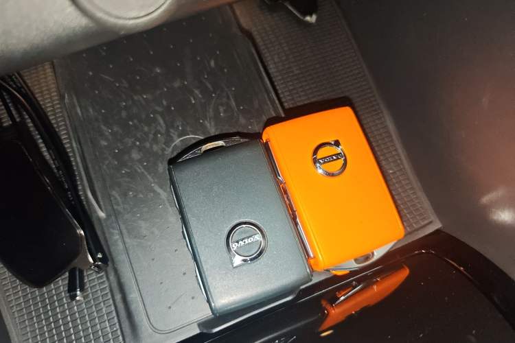 Used Volvo XC40 New Energy 2023 Long-Range PRO Version
