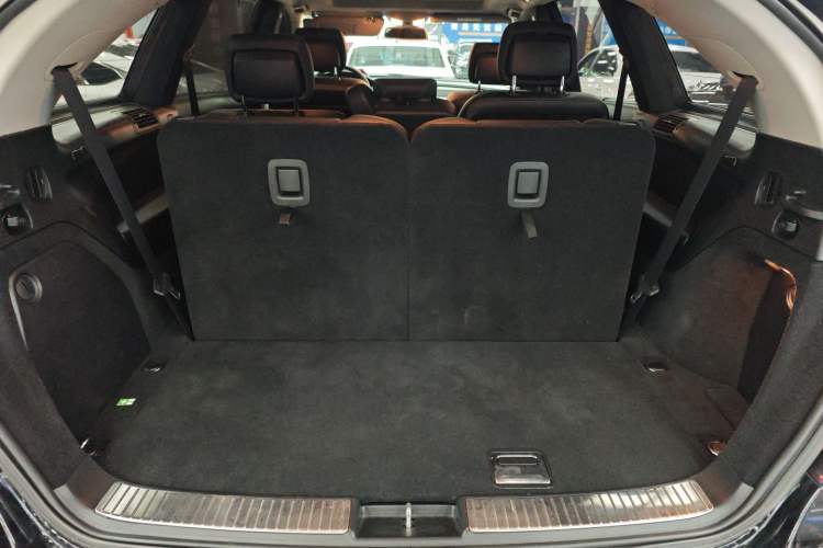 Used Mercedes-Benz R-Class 2014 R 320 4MATIC Business Model
