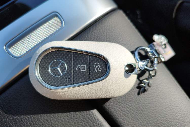 Used Mercedes-Benz C-Class 2024 Facelift C 260 L Night Edition Sport Version
