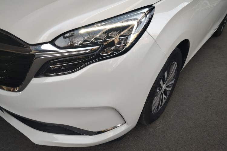 Used Buick GL8 2021 ES Landtrek 653T Comfort Edition
