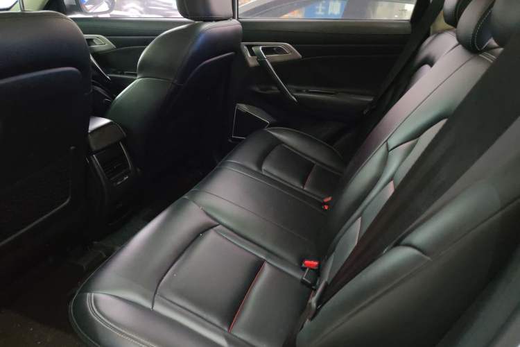 Used Geely Auto Emgrand X7 Sport 2018 1.8TD Automatic Two-Wheel Drive Zhiya Model