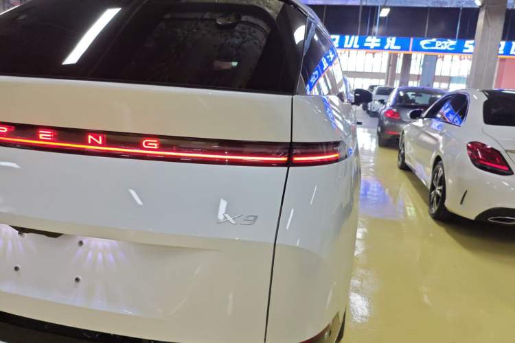 Used XPeng X9 2024 610 Long-Range Pro
