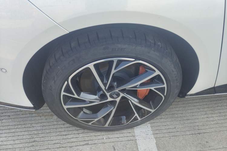 Used  L7 2022 Dynamic Model
