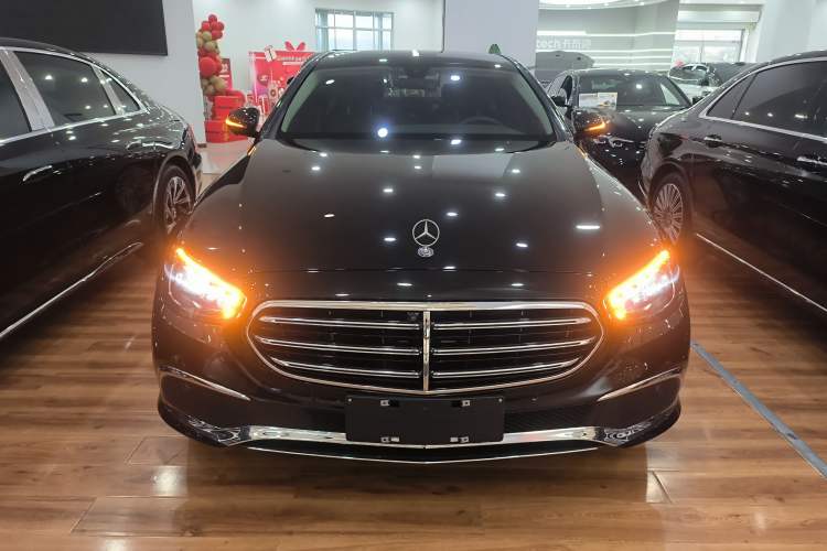 Used Mercedes-Benz E-Class 2023 Updated E 300 L Fashion Edition
