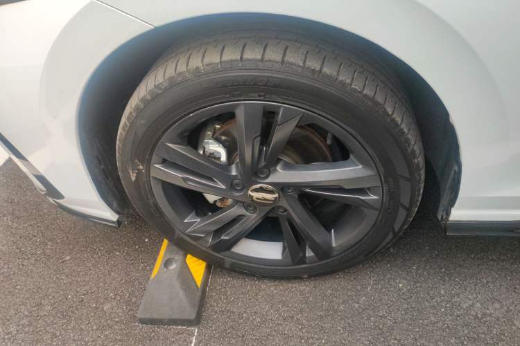 Used Volkswagen Golf 2023 Facelift 280TSI DSG R-Line Lite
