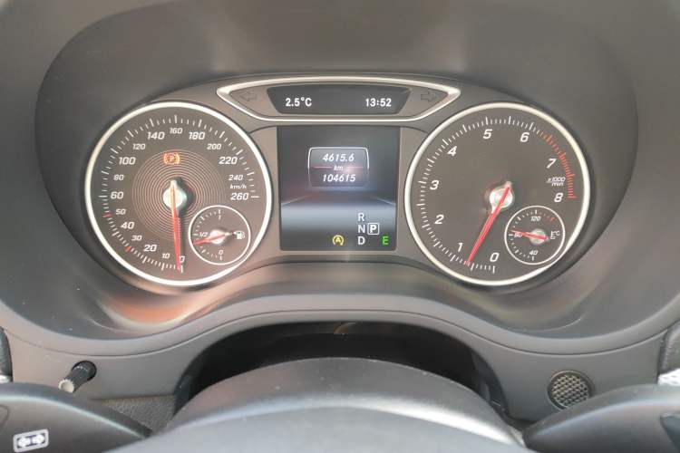 Used Mercedes-Benz B-Class 2015 B 200 Fashion Model
