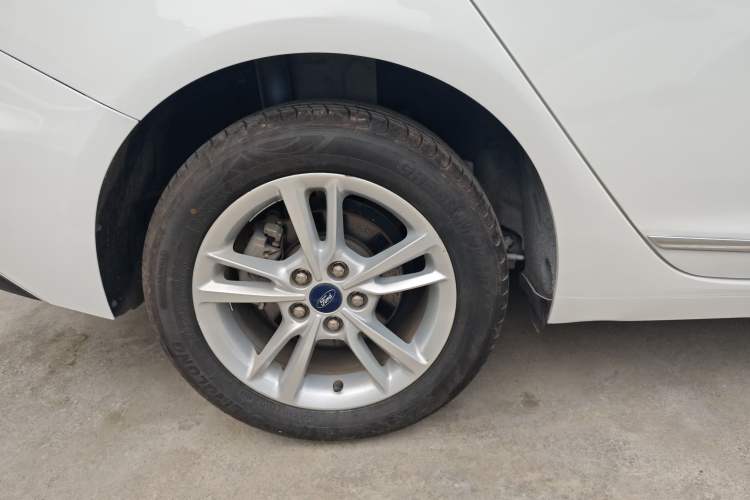 Used Ford Escort 2019 Revised Version 1.5L Automatic Enjoyment Type China VI Standard
