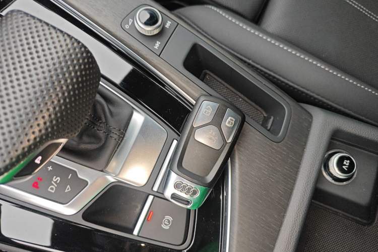 Used Audi A4L 2024 40 TFSI Luxury Dynamic Edition
