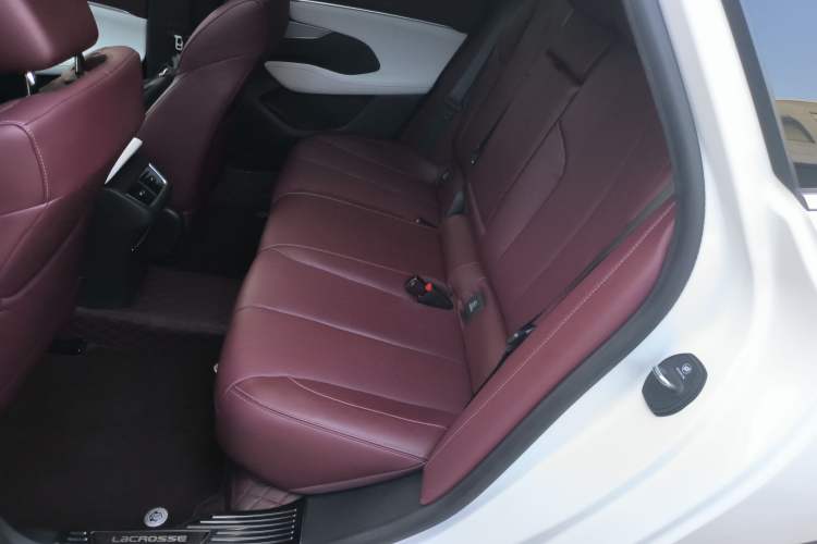 Used Buick LaCrosse 2023 28T Prestige Edition
