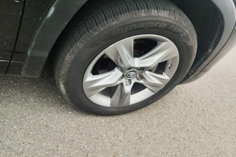 Used Toyota Highlander 2018 2.0T Four-Wheel Drive Luxury Edition 7 Seats China V Emission Standard
