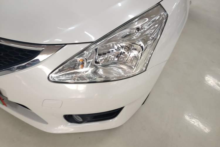Used Nissan Tiida 2014 1.6L CVT Smart Model