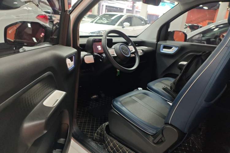 Used Wuling Hongguang MINIEV 2022 GAMEBOY 200km Gaming Edition with Lithium Iron Phosphate
