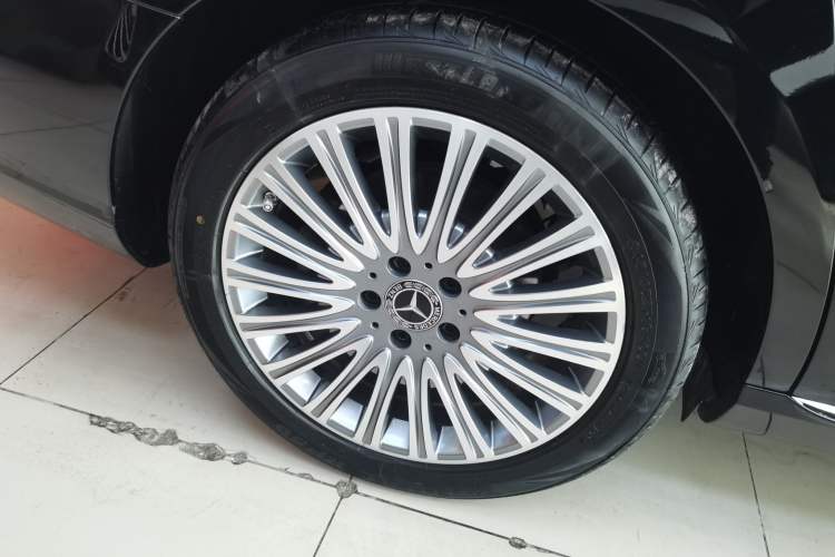 Used Mercedes-Benz E-Class 2023 E 300 L Luxury Model