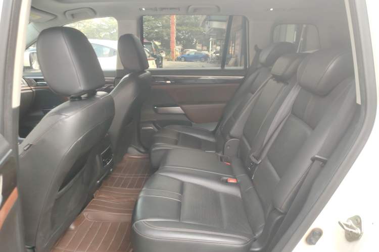 Used GAC Trumpchi GS8 2017 320T Two-Wheel Drive Luxury Smart Connectivity Version (7 Seats)