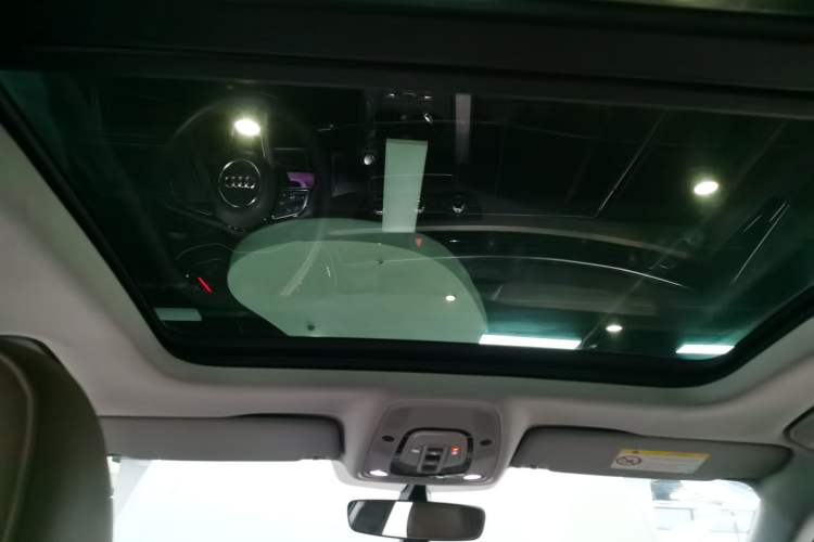 Used Audi A4L 2019 40 TFSI Ambition China VI
