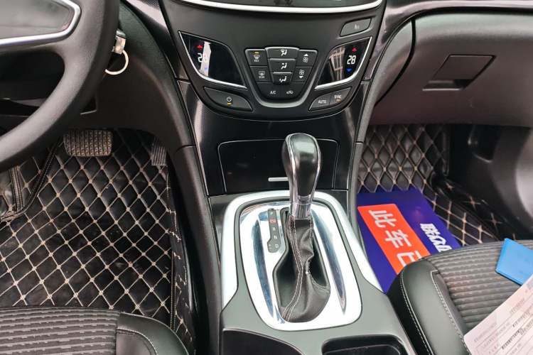 Used Buick Regal 2015 1.6T Leading Technology Model
