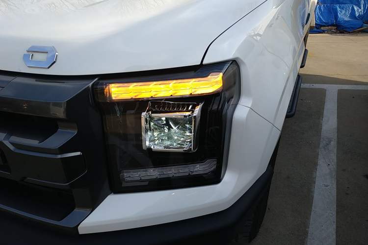 Used JMC DaDao 2024 Mountain Edition 2.3T Diesel Automatic 4x4 Standard Wheelbase Comfort Version
