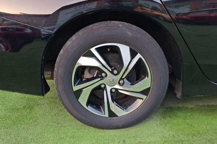 Used Honda Accord 2016 2.0L Comfort Edition
