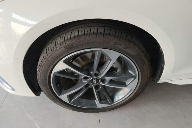 Used Audi A4L 2024 40 TFSI Fashion Dynamic Model