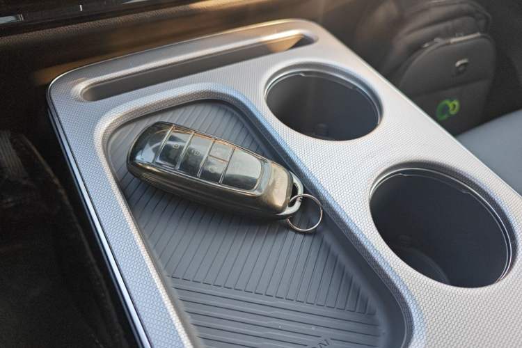 Used AION Y 2024 Younger
