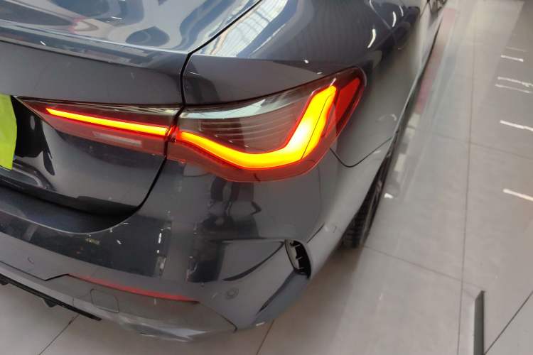 Used BMW 4 Series 2022 425i M Sport Package