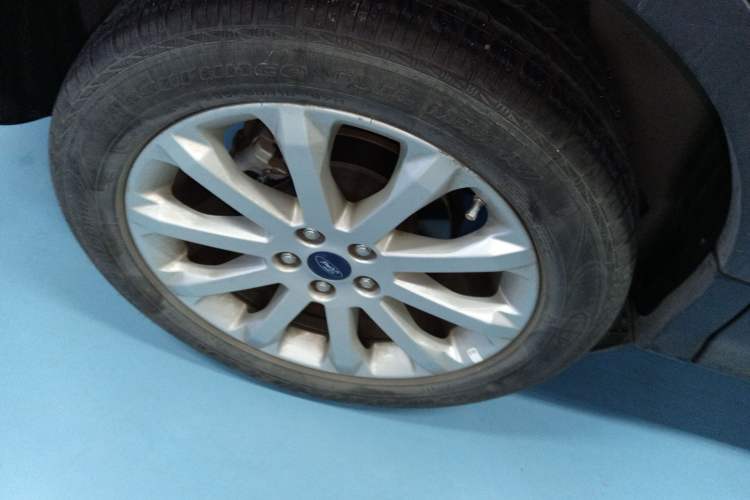 Used Ford Kuga 2015 1.5L GTDi Two-Wheel-Drive Comfort Model