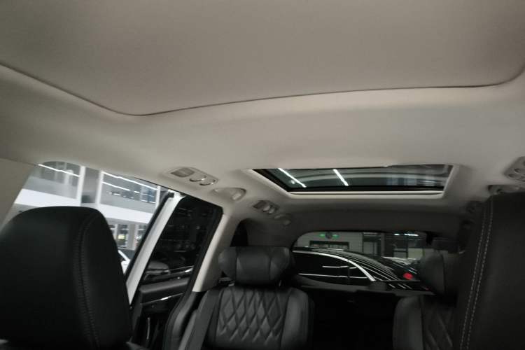 Used Honda Elysion 2019 2.0L Hybrid Luxury Edition