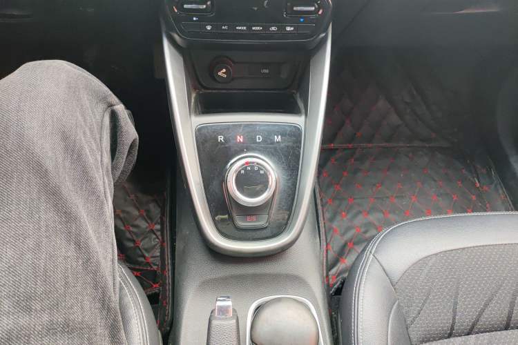 Used Baojun 510 2017 1.5L Automatic Fashion Model
