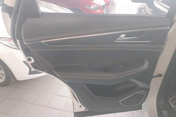 Used Changan CS85 COUPE 2019 2.0T Automatic Version China V Standard
