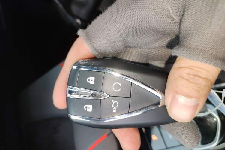 Used Oshan Z6 2022 Blue Whale 1.5T DCT Smart Edition Urban Version