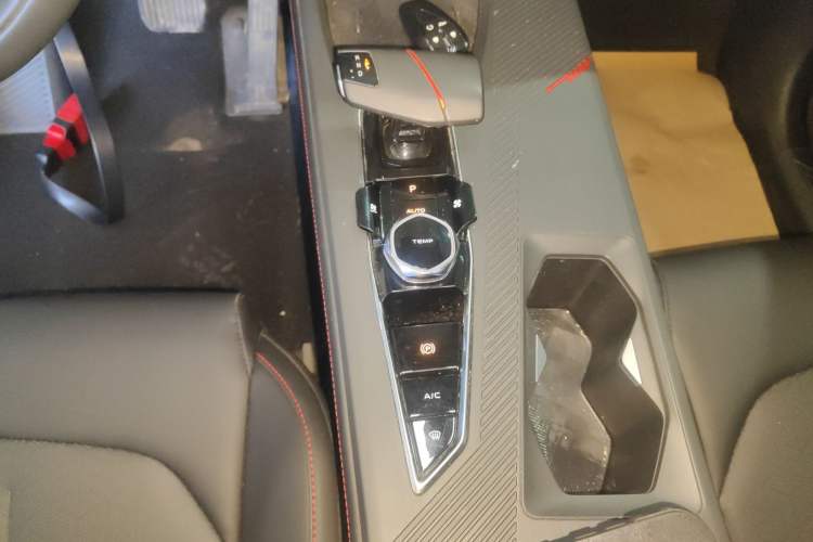 Used Oshan Z6 2022 Blue Whale 1.5T DCT Smart Edition Urban Version
