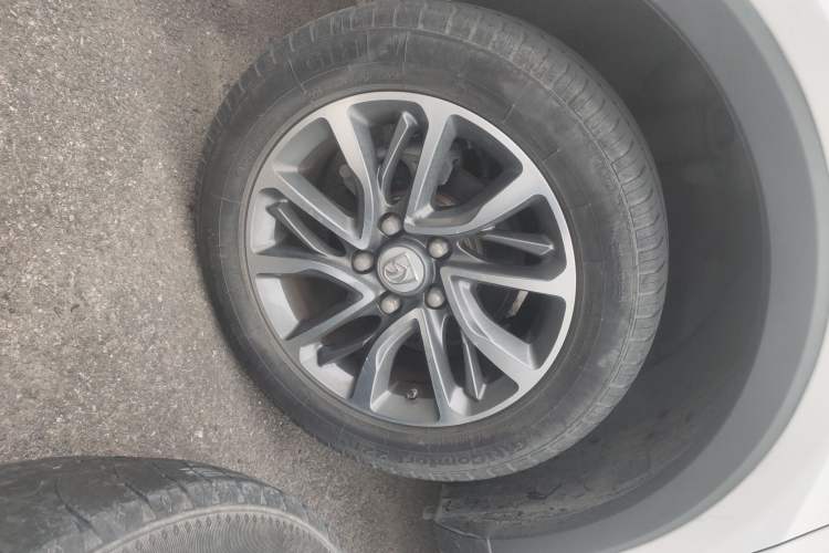 Used Baojun 730 2021 1.5L Manual Fashion Version 7 Seats