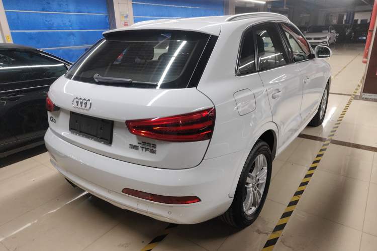Used Audi Q3 2015 35 TFSI Comfort Model
