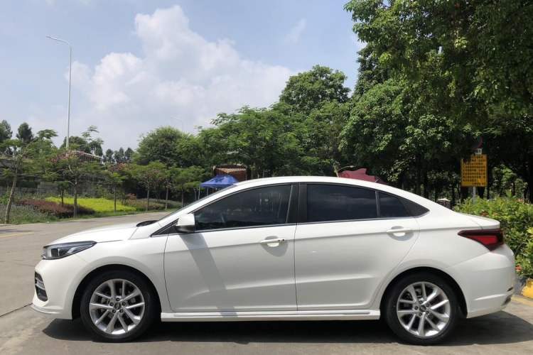 Used Chery Arrizo GX 2019 Pro 1.5T CVT Dynamic Color Edition China VI Standard
