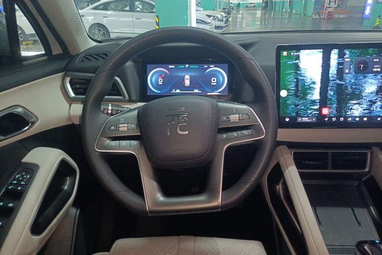 Used BYD Yuan UP 2024 401KM Leading Edition
