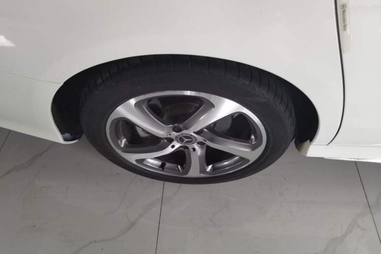 Used Mercedes-Benz E-Class 2018 Restyled E 300 L Sport Luxury Edition
