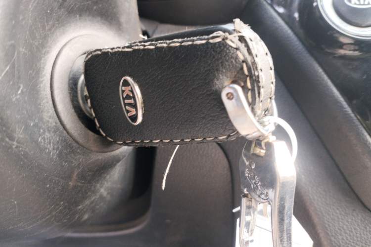 Used Kia K2 2015 Sedan 1.4L MT GLS